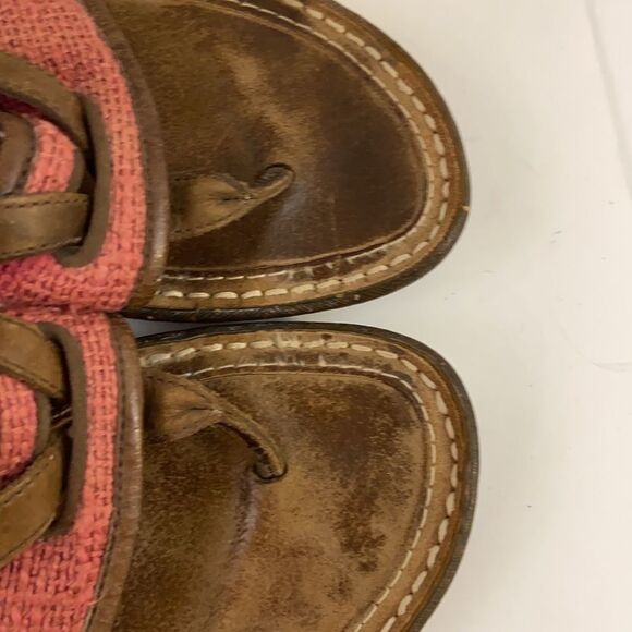 Ugg sandals thong flip flops pink band size 6 - Picture 3 of 7